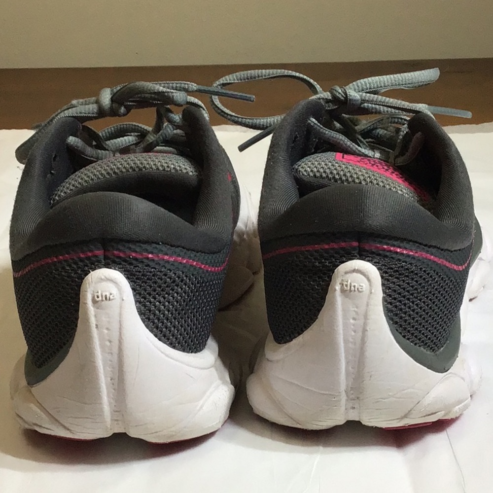 Brooks runners - Picture 2 of 6